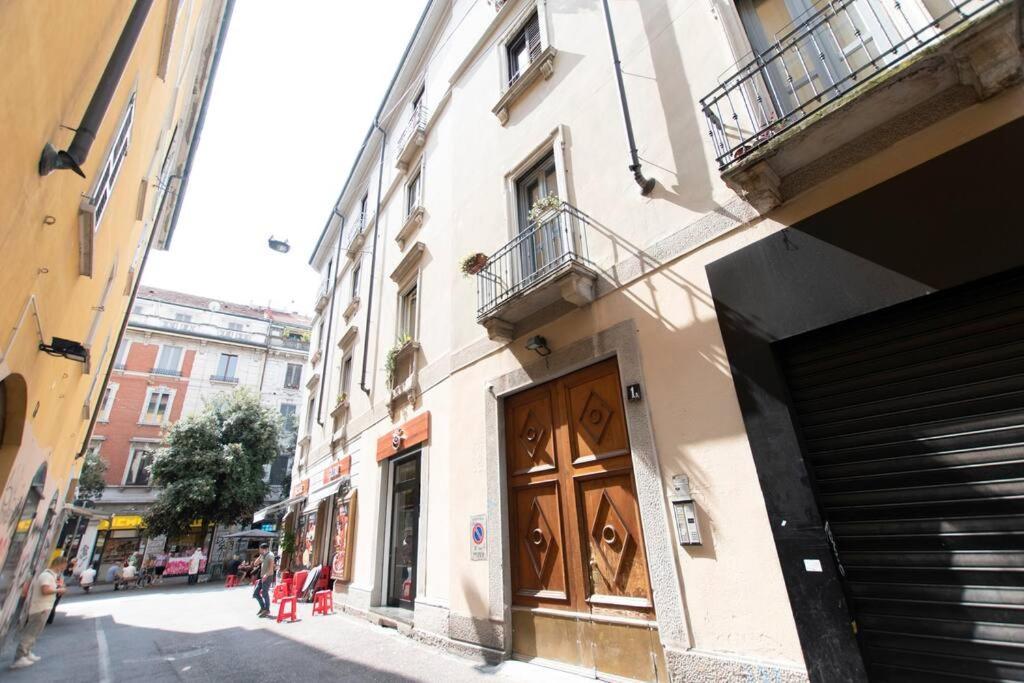 We Home - Sarpi House - Milano Esterno foto